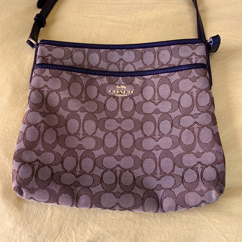 COACH CROSSBODY, traditional canvas, 10.5 inches x 9 inches